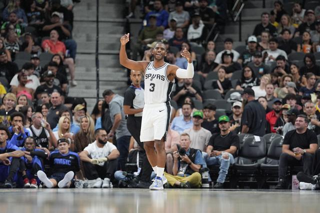 哈达迪致敬易建联：喜欢你的比赛享受与你对抗